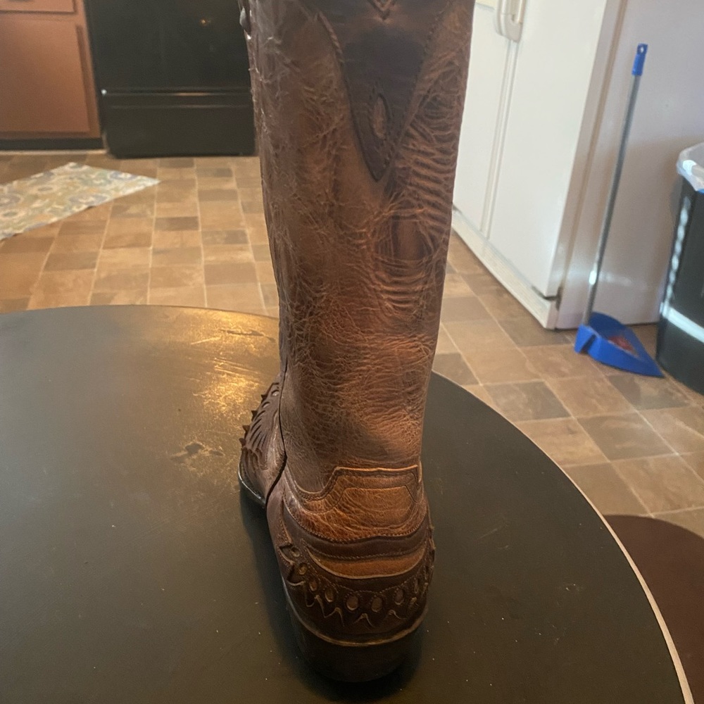 Cowboy boots size 10.